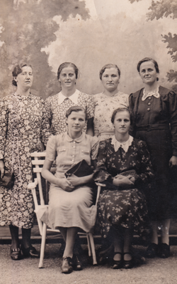 Mlade divojke u 1930-i ljeti