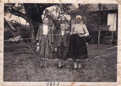 Obiteljski kipic 1939. Obiteljski kipic 1939.